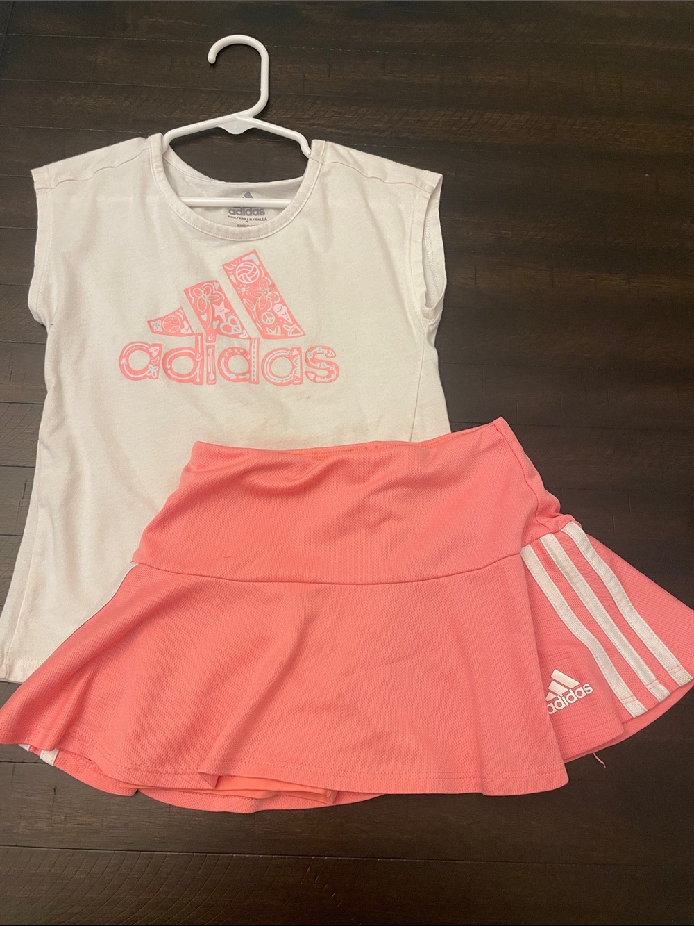 ❤️5/$20 adidas White Tee with Pink Logo and Pink Skort